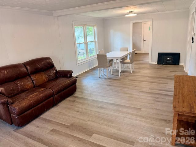 321 Cline Avenue SW, Valdese, NC 28690