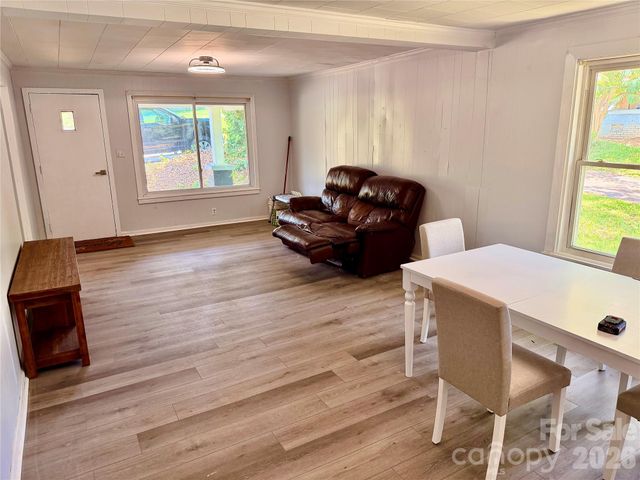 321 Cline Avenue SW, Valdese, NC 28690