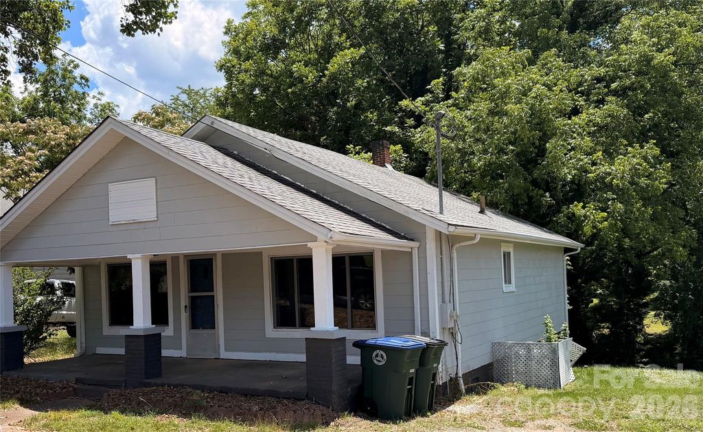 321 Cline Avenue SW, Valdese, NC 28690