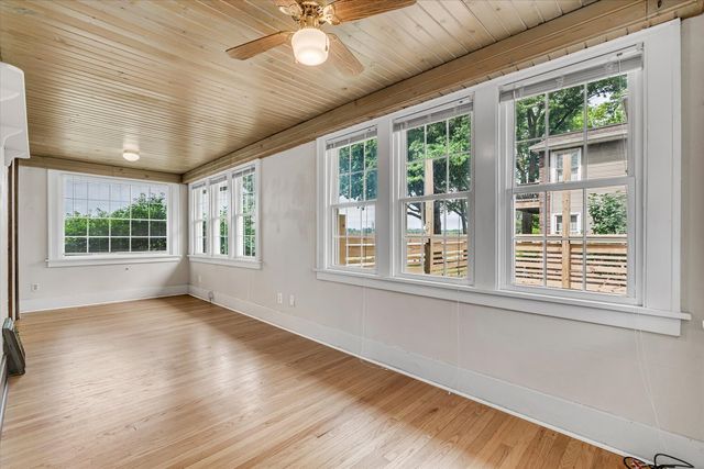 732 River Drive, Bettendorf, IA 52722