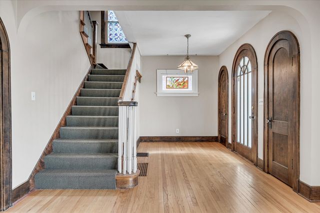 732 River Drive, Bettendorf, IA 52722