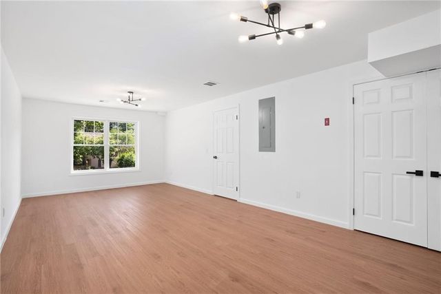 18 Pleasantview Avenue, Johnston, RI 02919