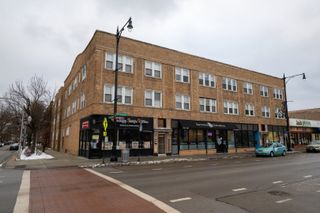 2703 W LAWRENCE Avenue 3, Chicago, IL 60625