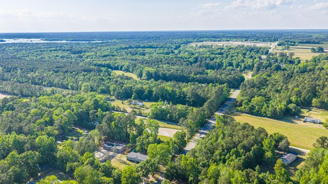 610 Rabbitpatch Lane, Saint Stephen, SC 29479