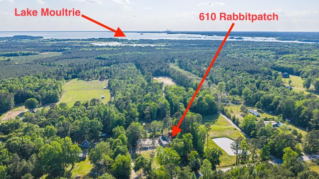 610 Rabbitpatch Lane, Saint Stephen, SC 29479