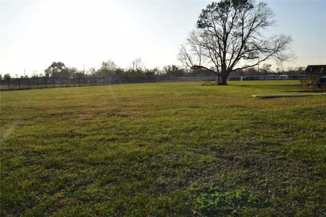 5706 S Acres Drive, Houston, TX 77048