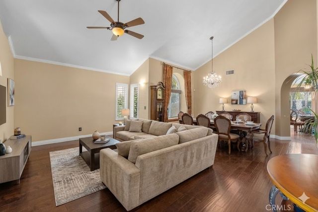 20344 Calhaven, Saugus, CA 91390
