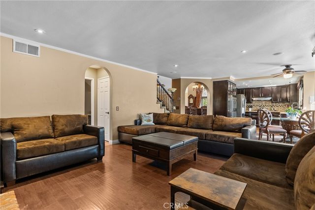 20344 Calhaven, Saugus, CA 91390