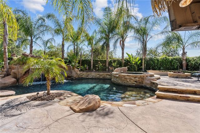 20344 Calhaven, Saugus, CA 91390