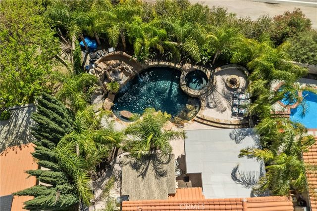 20344 Calhaven, Saugus, CA 91390