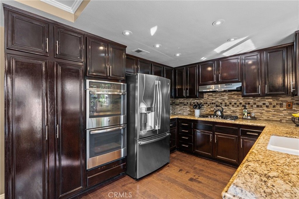 Image 27 of property listing at 20344 Calhaven, Saugus, CA 91390