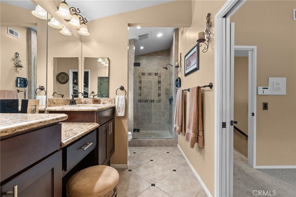 Image 47 of property listing at 20344 Calhaven, Saugus, CA 91390