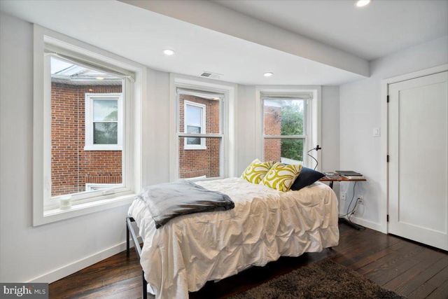 224 EDGEMONT AVE, Ardmore, PA 19003