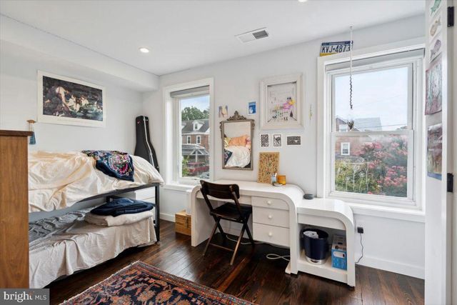 224 EDGEMONT AVE, Ardmore, PA 19003