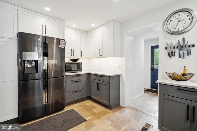 224 EDGEMONT AVE, Ardmore, PA 19003