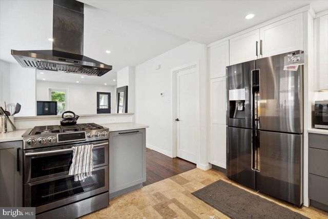 224 EDGEMONT AVE, Ardmore, PA 19003