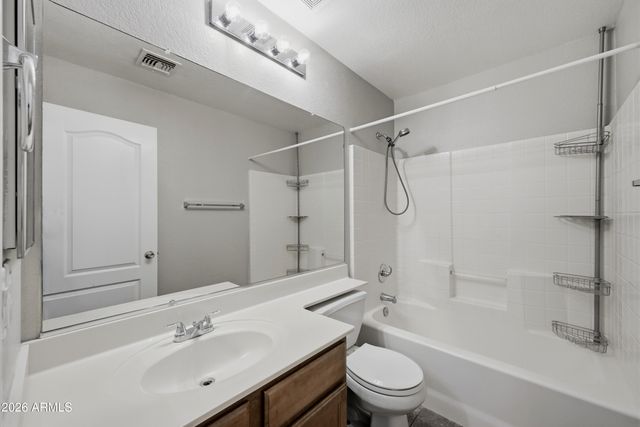 4967 E MEADOW LARK Way, San Tan Valley, AZ 85140