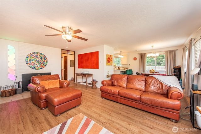1201 Thornton Drive, Sequim, WA 98382