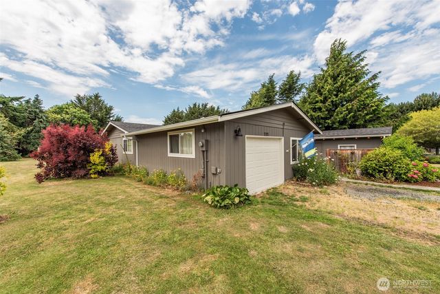 1201 Thornton Drive, Sequim, WA 98382