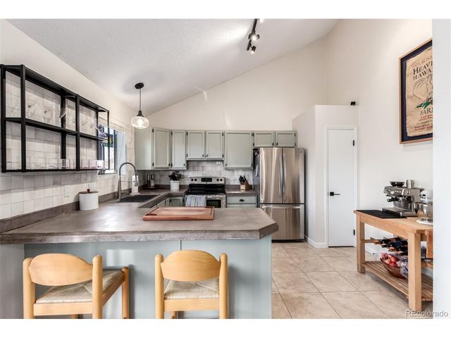 7107 S Bryant St, Littleton, CO 80120