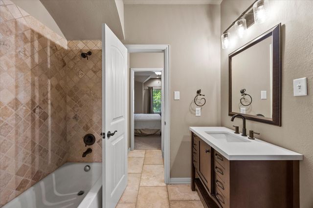 107 Sceptre Drive, Rockwall, TX 75032