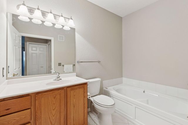 100 Clydesdale Trail 305, Medina, MN 55340