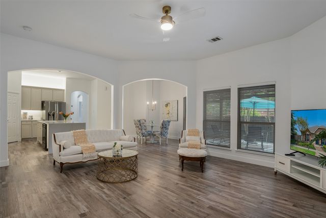 9402 Grosvenor Place, Frisco, TX 75035