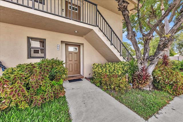 2965 NE 8th Terrace 101, Oakland Park, FL 33334
