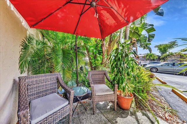 2965 NE 8th Terrace 101, Oakland Park, FL 33334