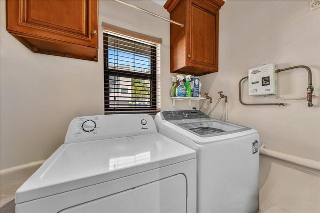 2965 NE 8th Terrace 101, Oakland Park, FL 33334