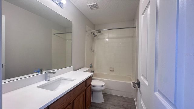 4073 VIOSCA PLACE, Orlando, FL 32837