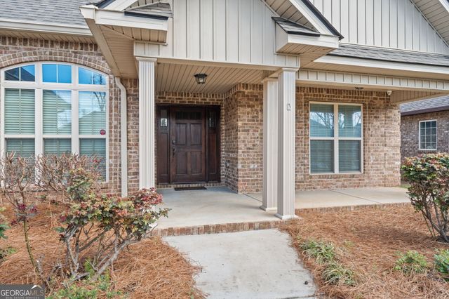 323 Grand Reserve Way, Kathleen, GA 31047
