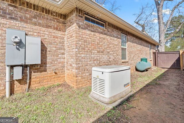 323 Grand Reserve Way, Kathleen, GA 31047