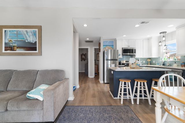 16711 Kingston Way, Jamaica Beach, TX 77554