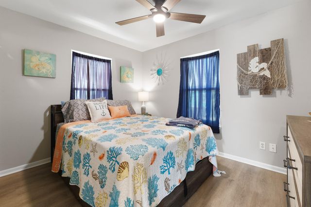 16711 Kingston Way, Jamaica Beach, TX 77554