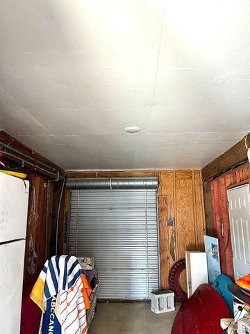 16711 Kingston Way, Jamaica Beach, TX 77554