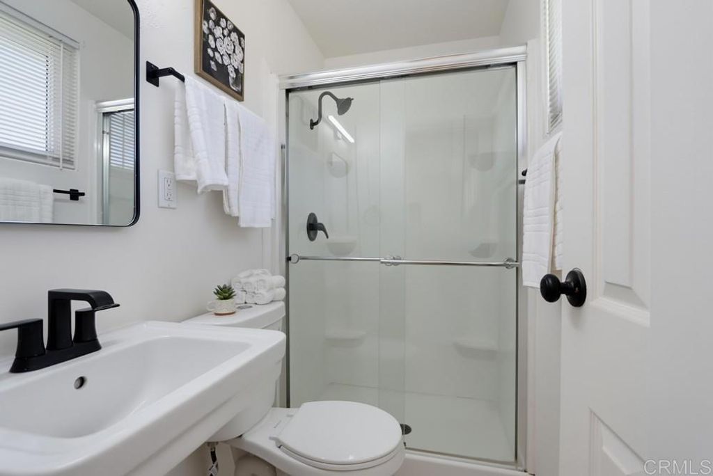 6954 Ballinger, San Diego, CA 92119 — photo 5