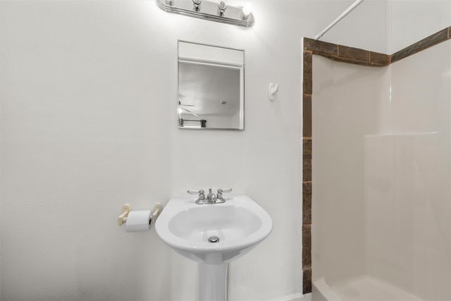 110 Butler Drive, Valley Mills, TX 76689