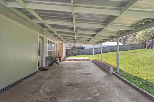 110 Butler Drive, Valley Mills, TX 76689