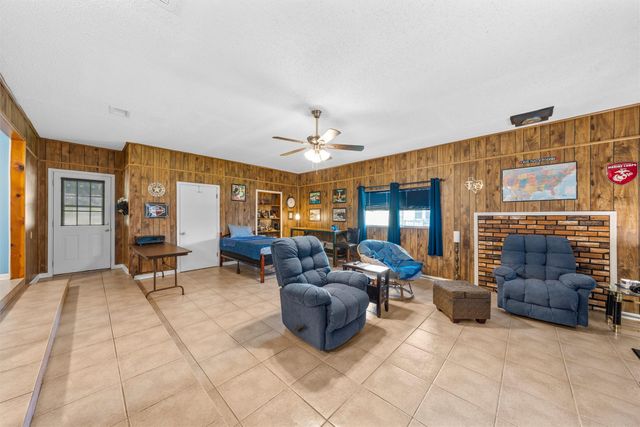 110 Butler Drive, Valley Mills, TX 76689