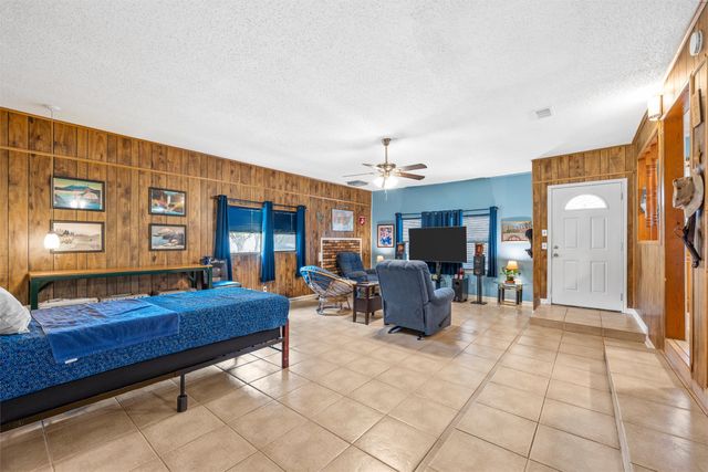 110 Butler Drive, Valley Mills, TX 76689