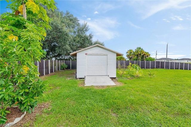 9012 S Indio CT, Labelle, FL 33935