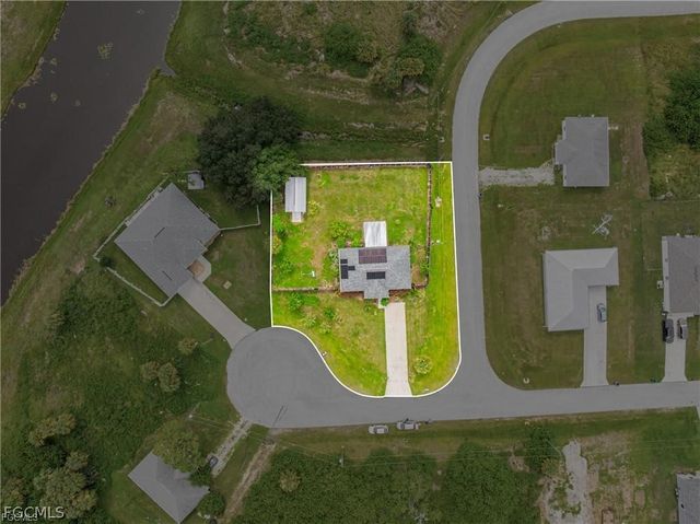 9012 S Indio CT, Labelle, FL 33935