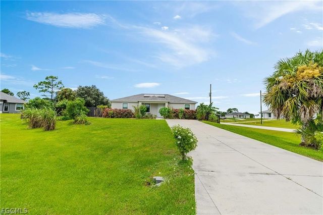 9012 S Indio CT, Labelle, FL 33935