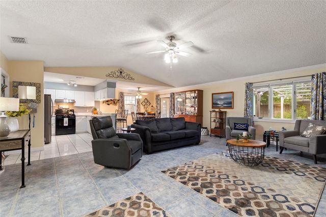 3305 FOX RIDGE DRIVE, Winter Haven, FL 33884