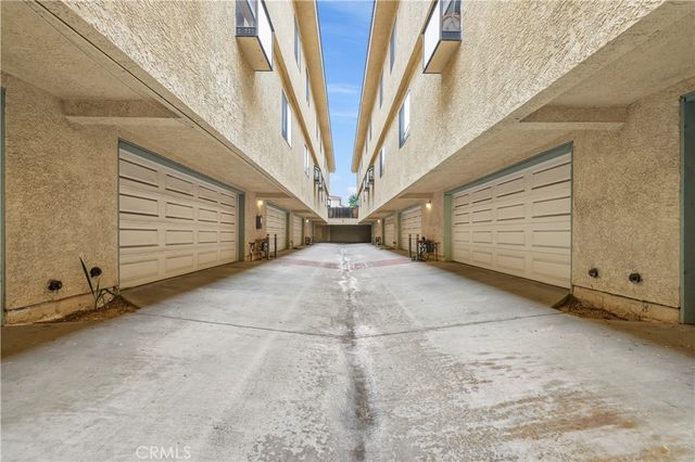 25 Palmetto Drive E, Alhambra, CA 91801