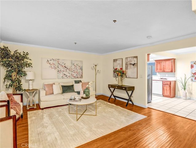 25 Palmetto Drive E, Alhambra, CA 91801