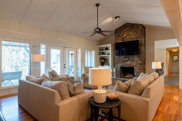 941 Lakeland Drive, Heber Springs, AR 72543