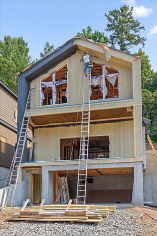 206 Lullwater Road, Chattanooga, TN 37415