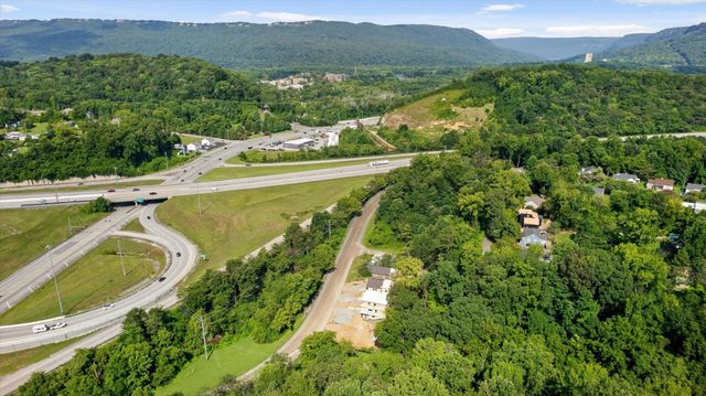 206 Lullwater Road, Chattanooga, TN 37415